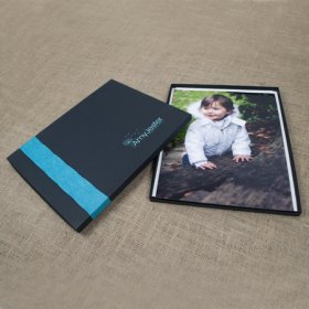 Black Presentation Folders For 11x14 (25 Pack) 